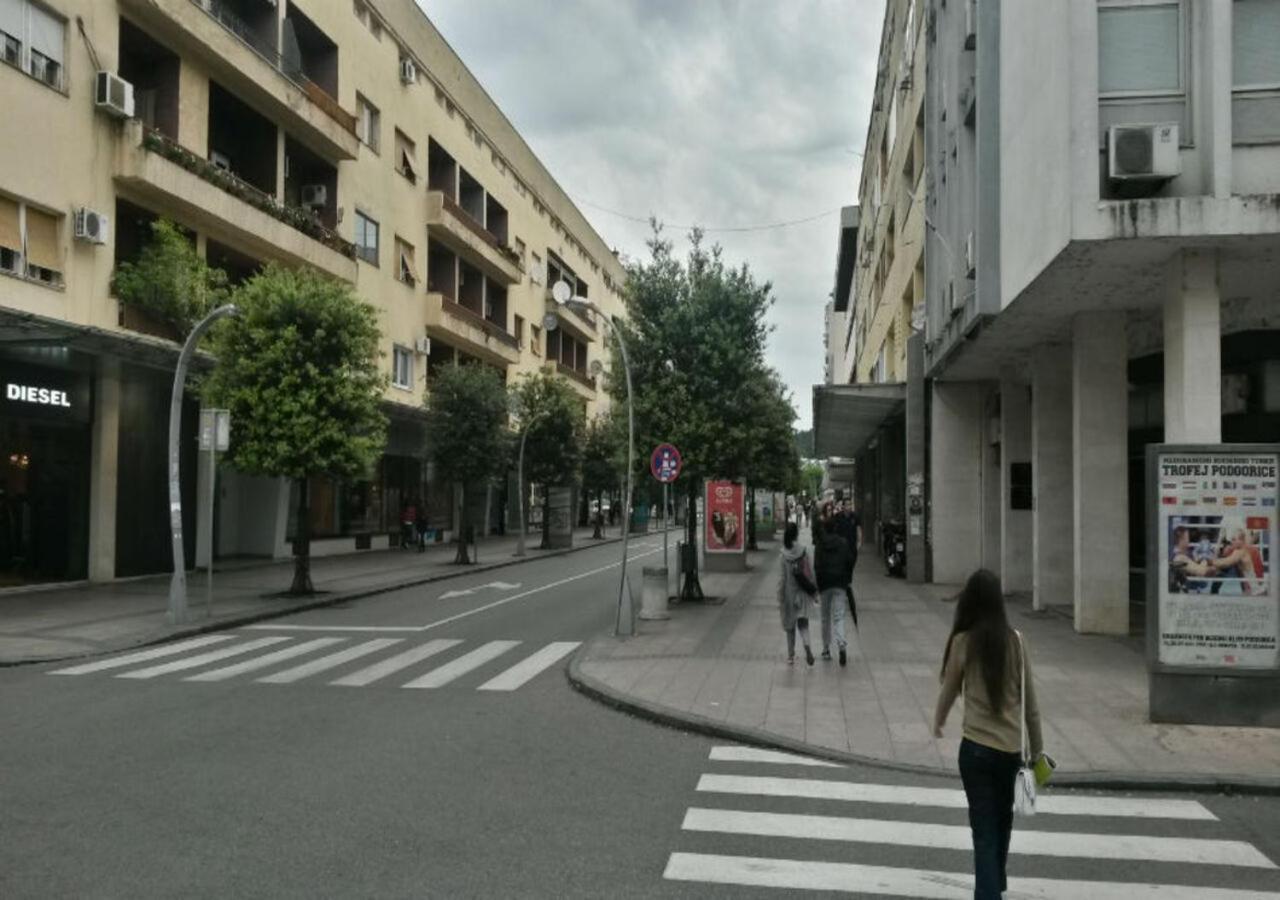 Apartment Heart Of Podgorica Bagian luar foto